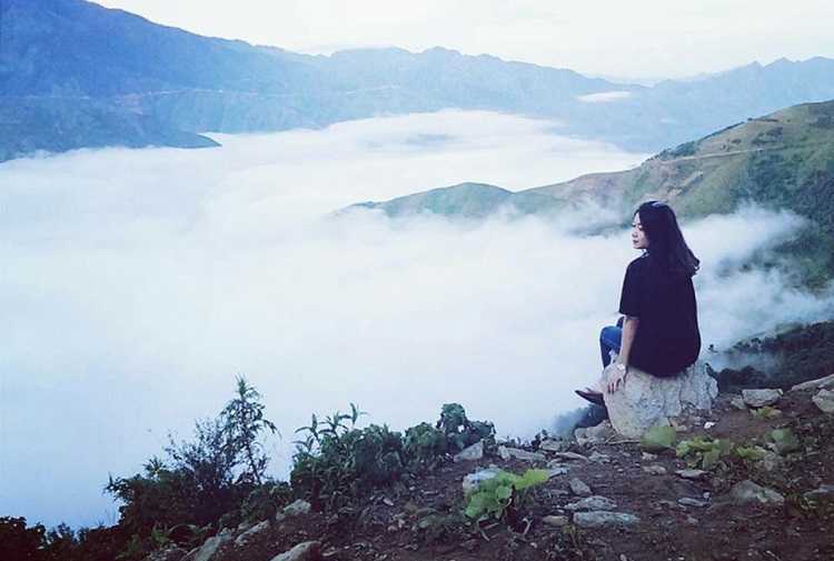 Mây trắng bao phủ quanh núi, du khách sẽ tha hồ trải nghiệm cảm giác săn mây