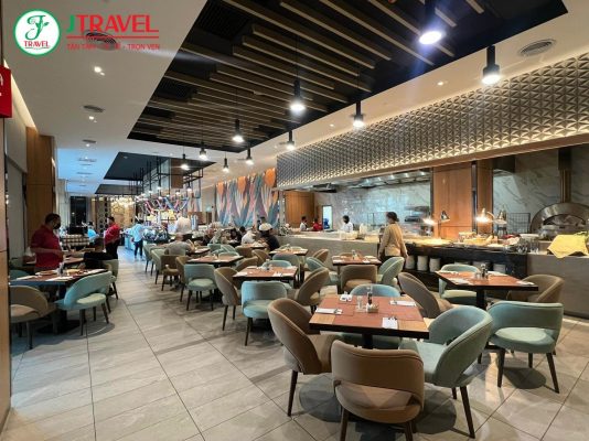 ĐOÀN J TRAVEL THAM QUAN SINGAPORE - MALAYSIA NGÀY 17/8-20/8/2022 - 4