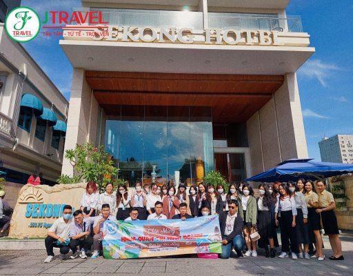 ĐOÀN KHOA QTKD UEL THAM QUAN KIẾN TẬP TẠI ĐÀ NẴNG - HUẾ 4-7/8/2022 -3
