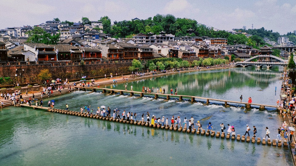 Lưu ý gì khi du lịch Phượng Hoàng Cổ Trấn để chuyến đi suôn sẻ