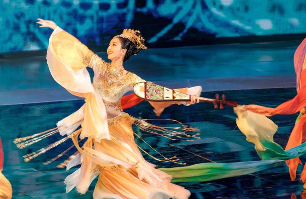 Khám phá Tân Cương - nơi sản sinh các “tuyệt sắc giai nhân”